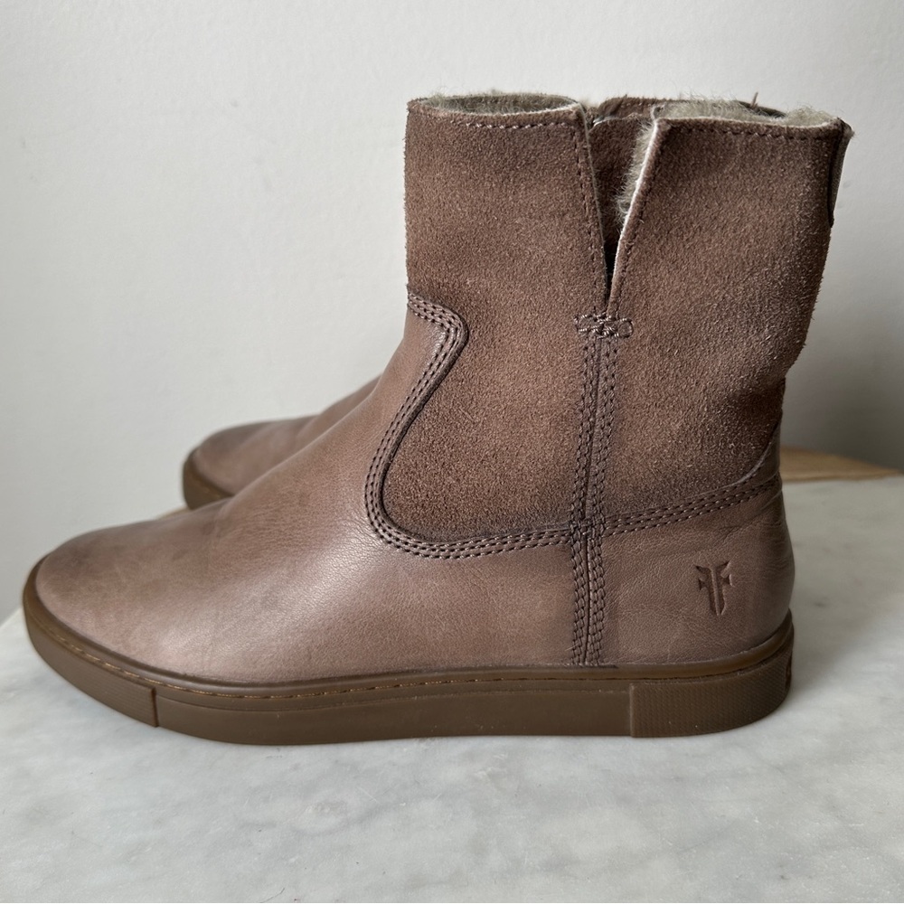 Frye Leather gemma shearling brown boots brown size 6